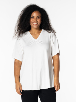 LYKKE - Plus Size T-shirt from Studio
