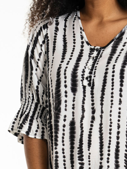 GENA - Plus Size Dress from Studio