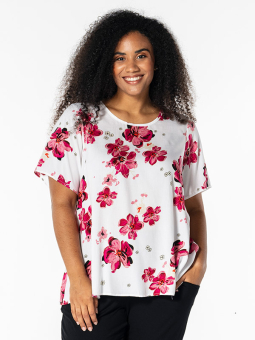 KIMMA - Plus Size T-shirt from Studio