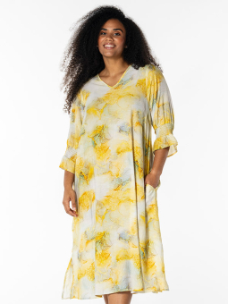 KATTIA - Plus Size Dress from Studio