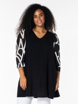 KYRA - Plus Size Tunic from Studio