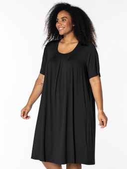 KICKA - Plus Size Dress from Studio