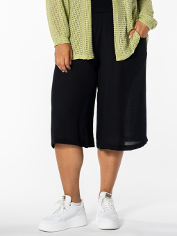 KATRINE - Plus Size Shorts from Studio