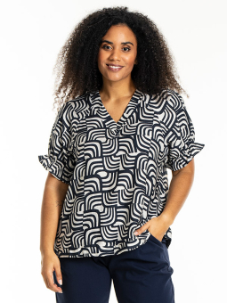 DASIE - Plus Size Blouse from Studio