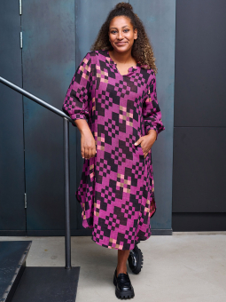 Plus Size Dress from Pont Neuf