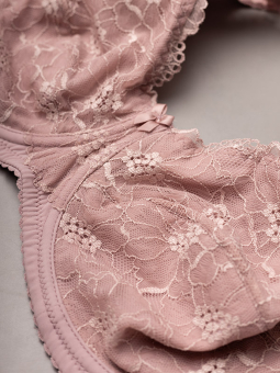 BEATE BLUSH - Plus Size Underwired bra from Plaisir