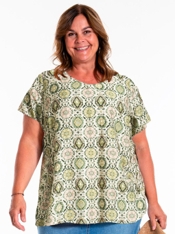 DORTHEA - Plus Size T-shirt from Gozzip