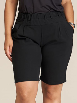 SALLY - Plus Size Shorts from Studio